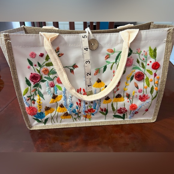 New hand crafted embroidery tote - Picture 3 of 7